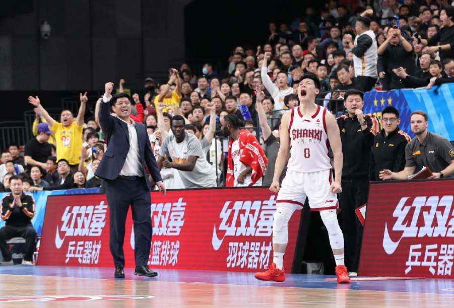 乐鱼体育-一手好牌打稀烂！6主力负伤+魔鬼赛程，北京难了，许利民麻烦大了